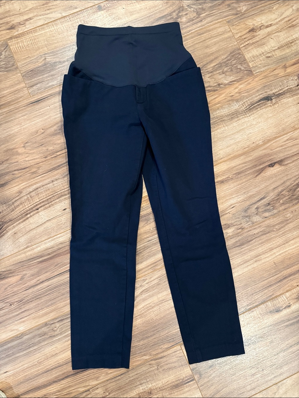 Old Navy Black Maternity Ankle Pants